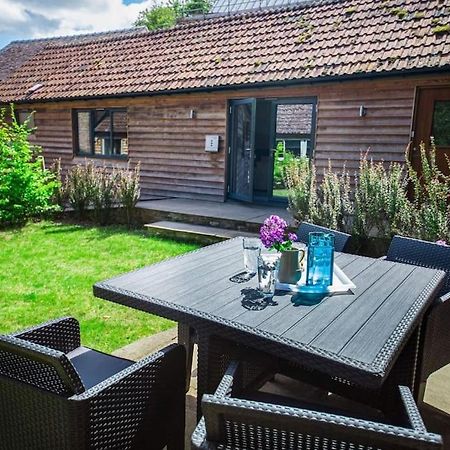 Cosy Cottage On Banks Of River Wye Foy Bagian luar foto